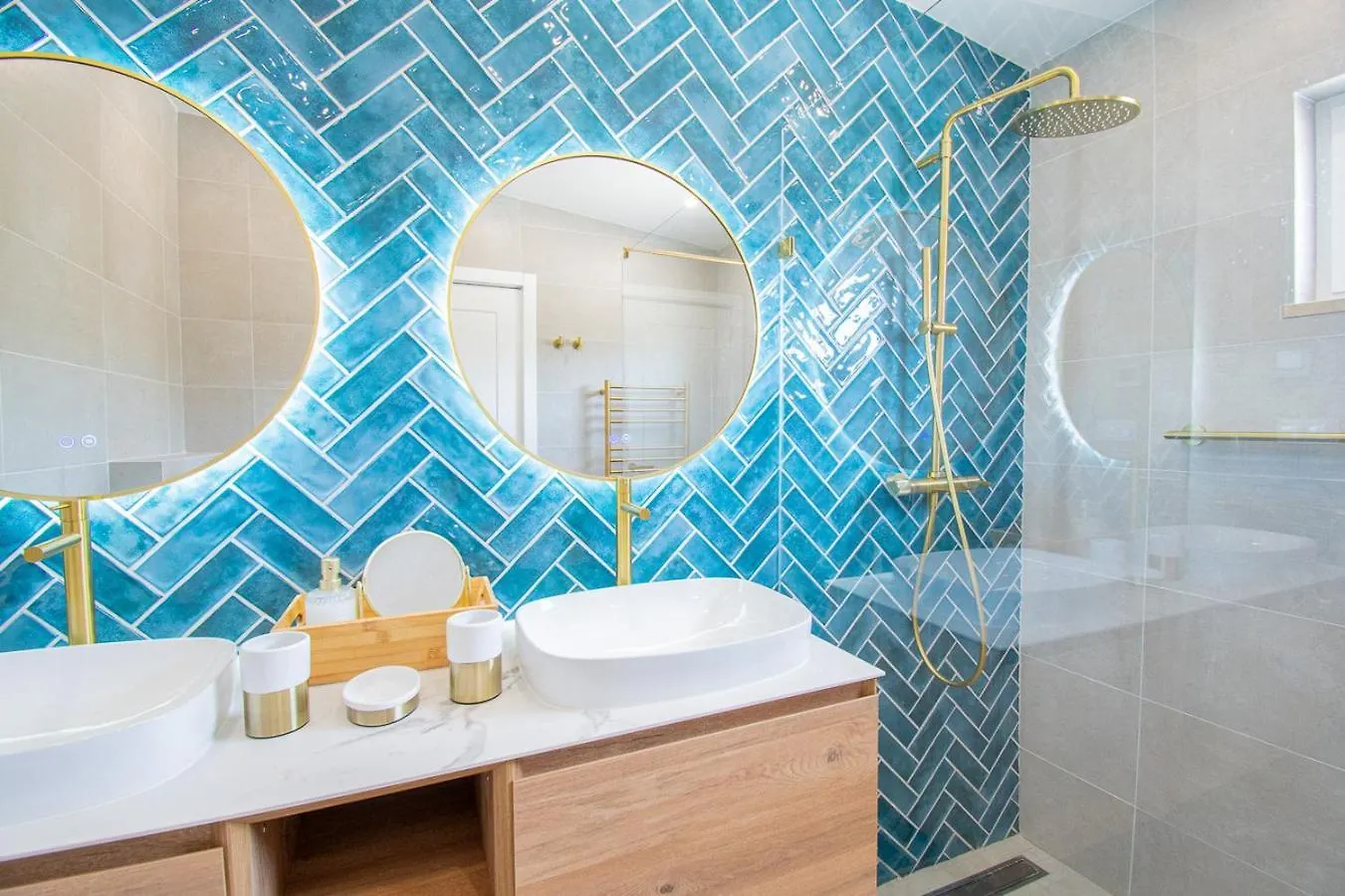 67 Adm - 3 Bed Villa Walking Distance To Carvoeiro Carvoeiro