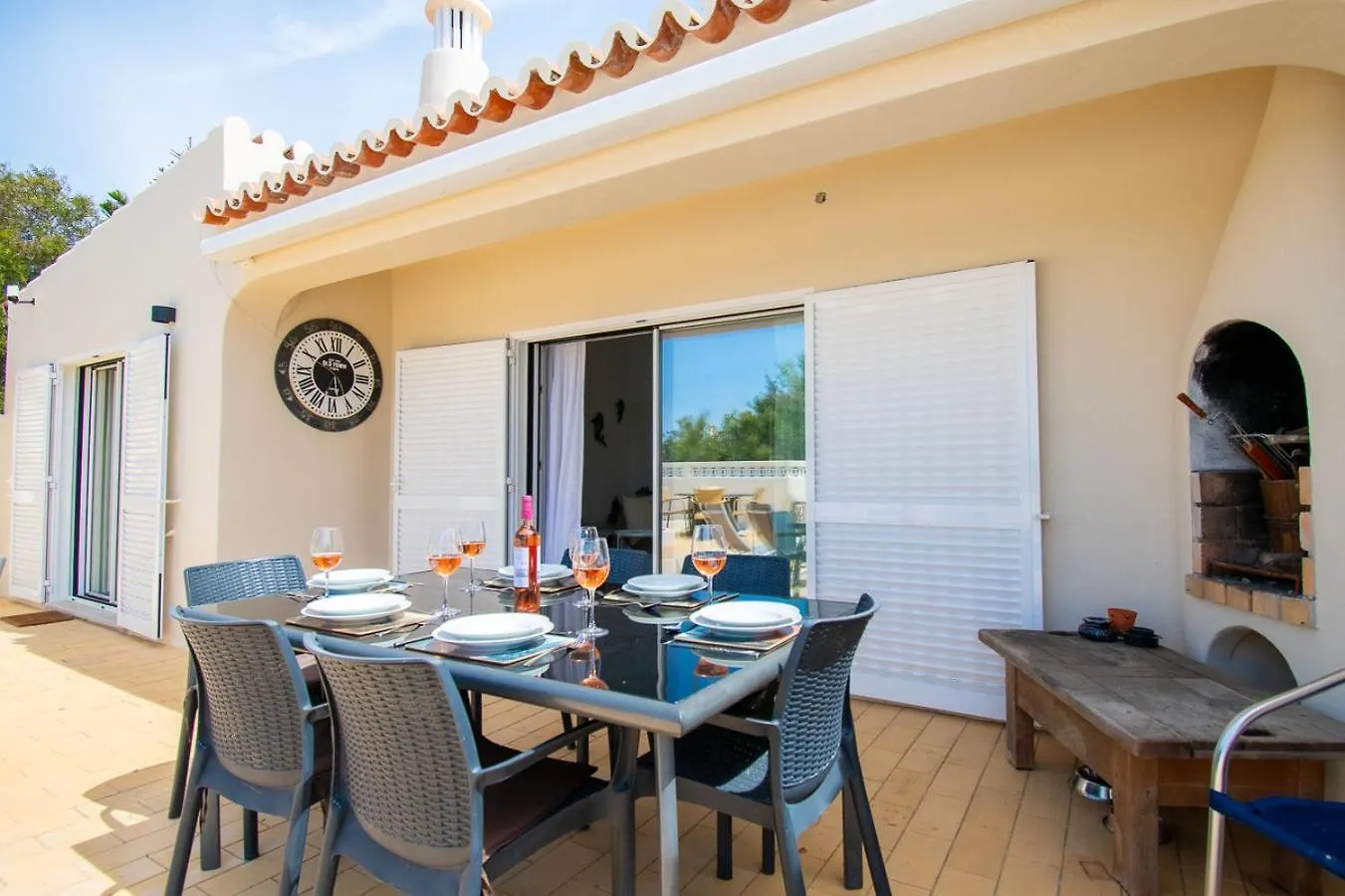 67 Adm - 3 Bed Villa Walking Distance To Carvoeiro Carvoeiro