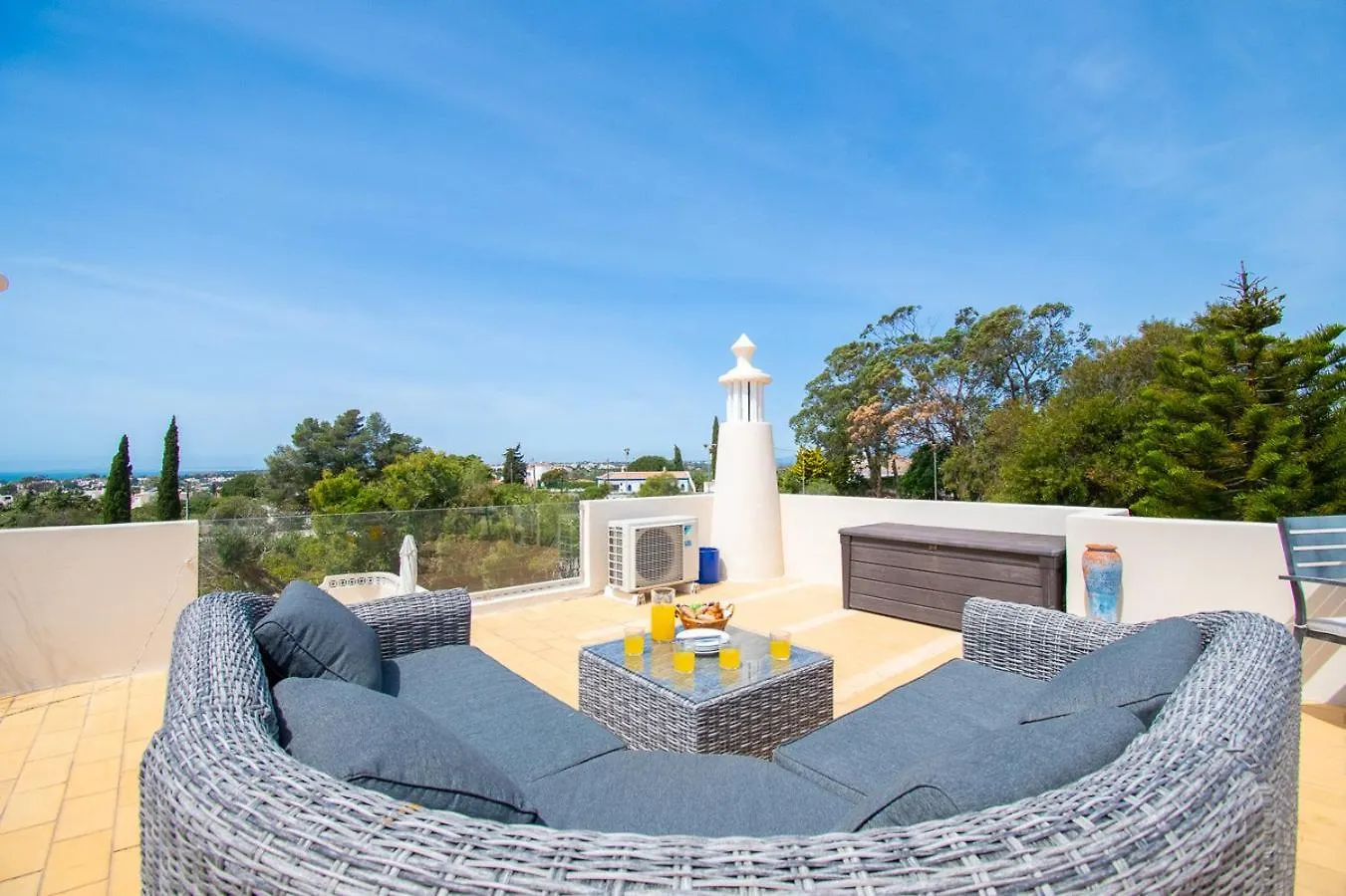 67 Adm - 3 Bed Villa Walking Distance To Carvoeiro Carvoeiro  0*, Carvoeiro (Lagoa)